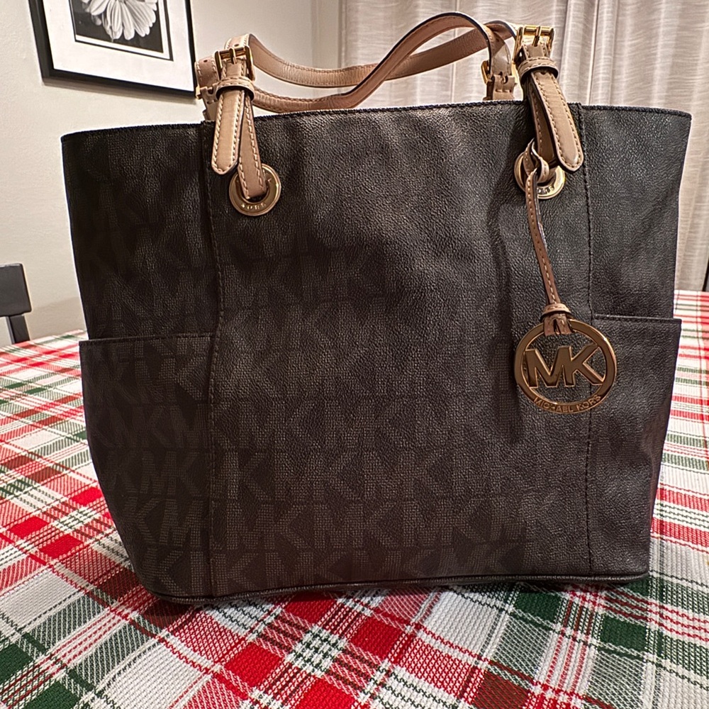 Michael Kors Black and Tan Women's Tote Bag